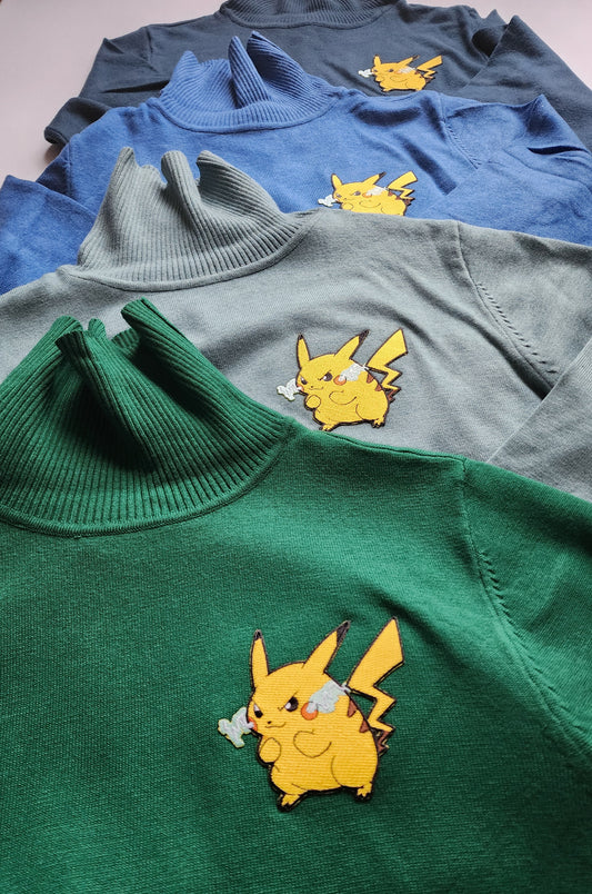 #025 Embroidered Turtleneck Sweatshirt