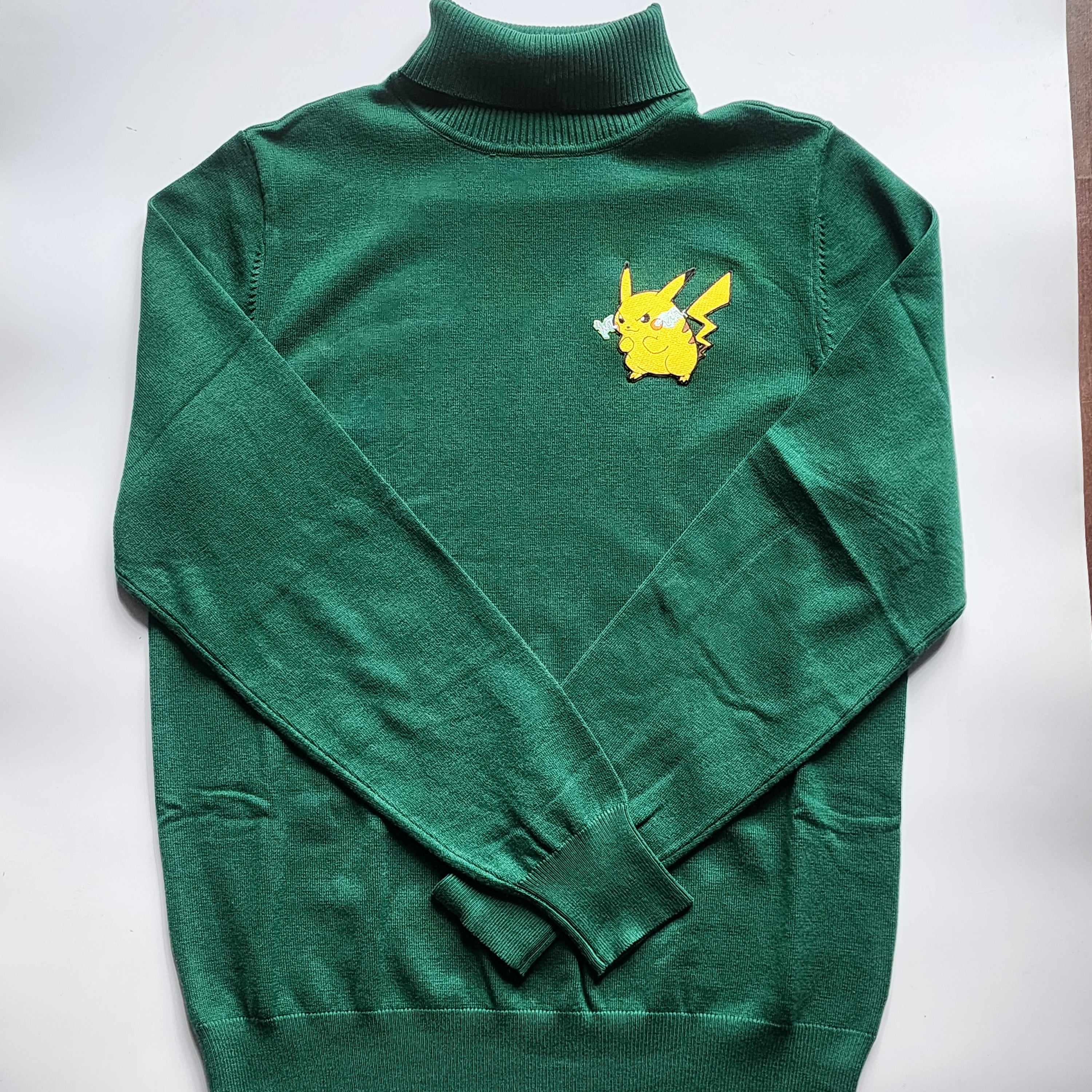 025 Embroidered Turtleneck Sweatshirt – AKIRA WORLD